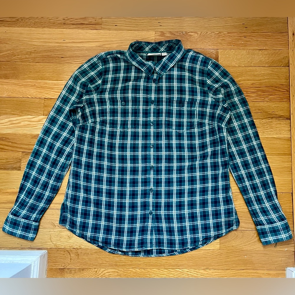 St. John's Bay Green and Navy Plaid Button Down Shirt